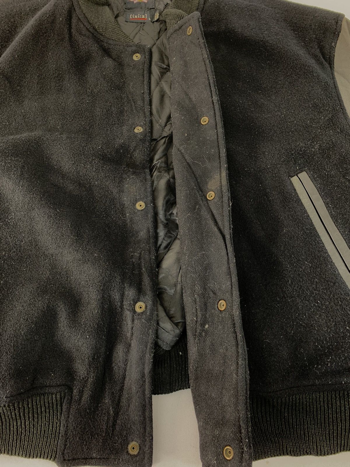 Vintage Leather Varsity Jacket Global Basic Ixi;z Embroidery Logo Size US L / EU 52-54 / 3 - 5 Thumbnail