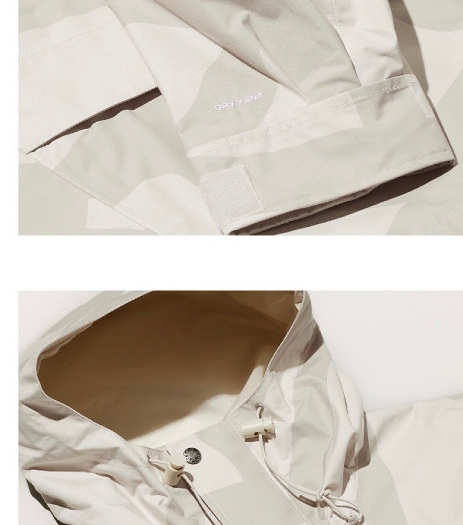 Kaws × The North Face XX KAWS retro 1986 mountain jacket Moonlight ivory Size US L / EU 52-54 / 3 - 12 Thumbnail