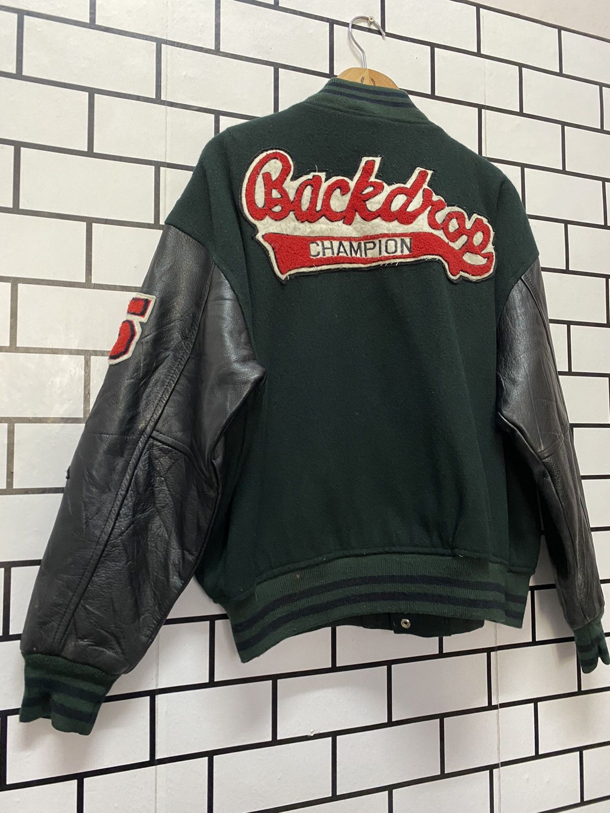 Vintage Vintage Back Drop Champion Leather Wool Varsity Jacket Size US L / EU 52-54 / 3 - 8 Thumbnail