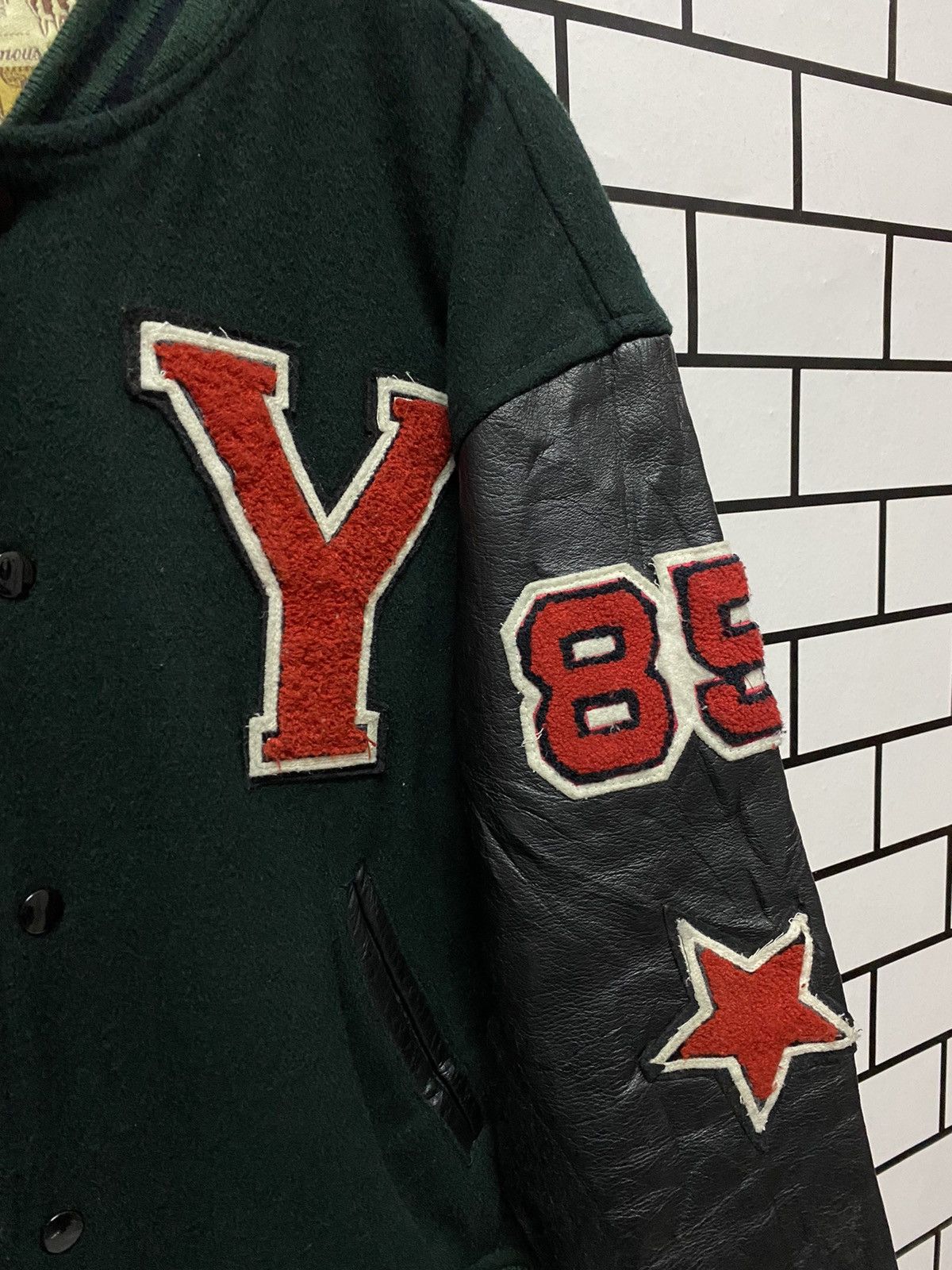 Vintage Vintage Back Drop Champion Leather Wool Varsity Jacket Size US L / EU 52-54 / 3 - 4 Thumbnail