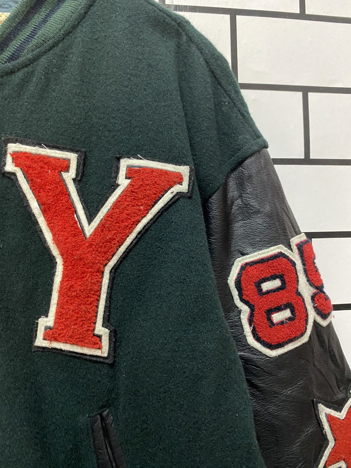 Vintage Vintage Back Drop Champion Leather Wool Varsity Jacket Size US L / EU 52-54 / 3 - 7 Thumbnail
