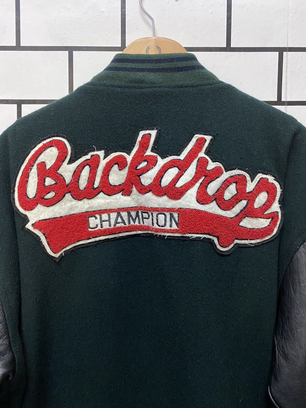 Vintage Vintage Back Drop Champion Leather Wool Varsity Jacket Size US L / EU 52-54 / 3 - 10 Thumbnail