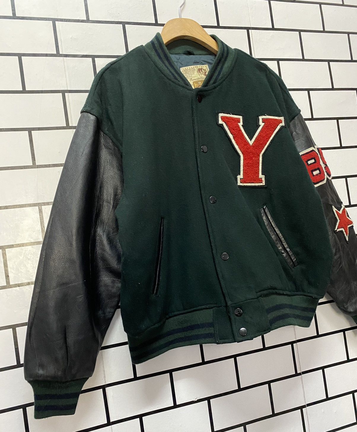 Vintage Vintage Back Drop Champion Leather Wool Varsity Jacket Size US L / EU 52-54 / 3 - 6 Thumbnail