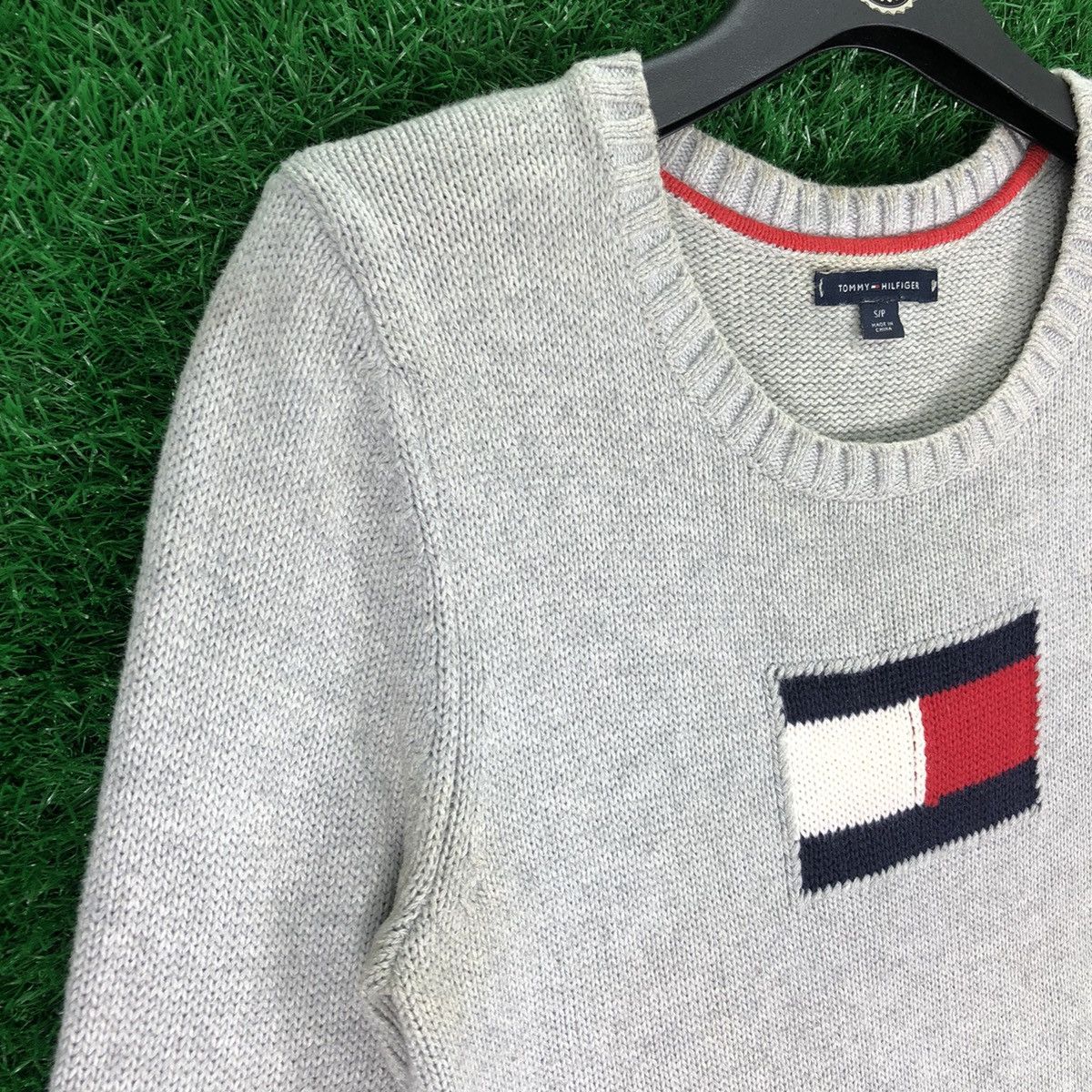 Tommy Hilfiger Vintage Tommy Hilfiger Big Logo Knitwear Size S / US 4 / IT 40 - 2 Thumbnail