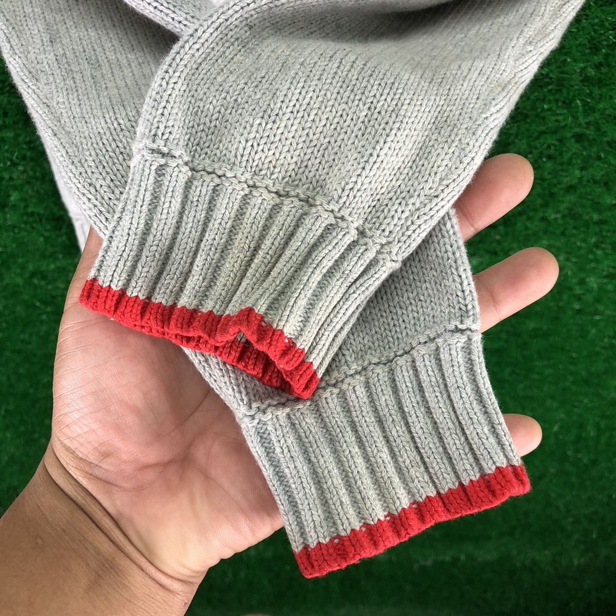 Tommy Hilfiger Vintage Tommy Hilfiger Big Logo Knitwear Size S / US 4 / IT 40 - 10 Thumbnail