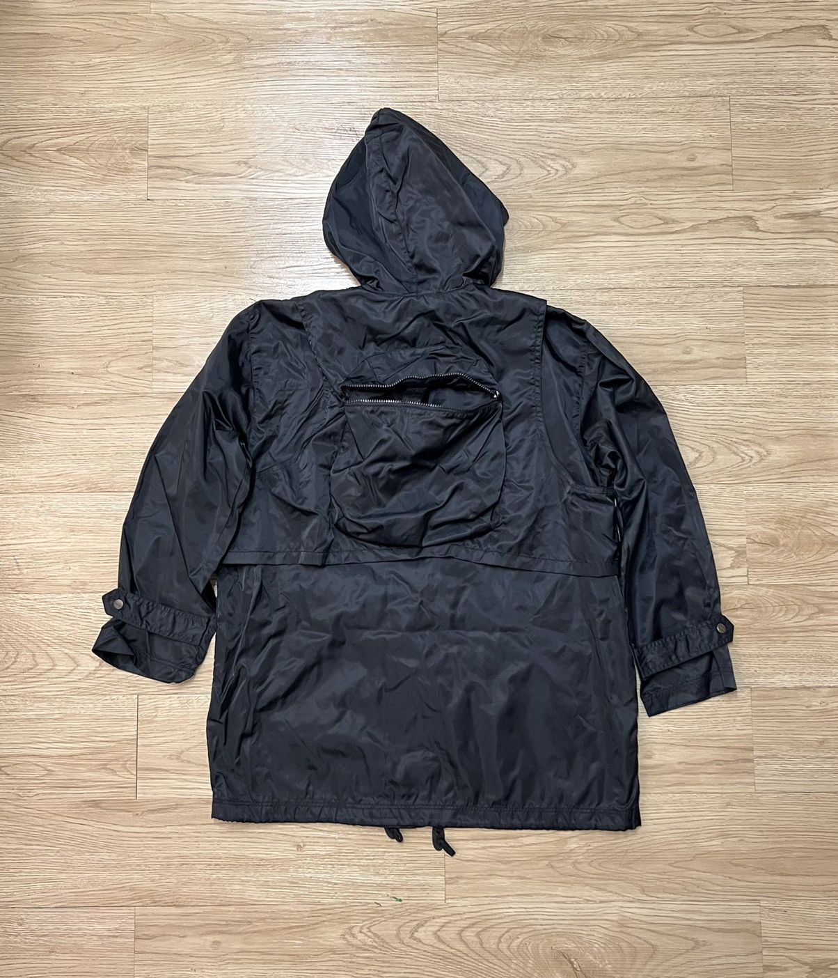 image of Hiroko Koshino Homme x Michiko Koshino Portable Convertible Bag Hoodie Jacket in Black (Size XL)
