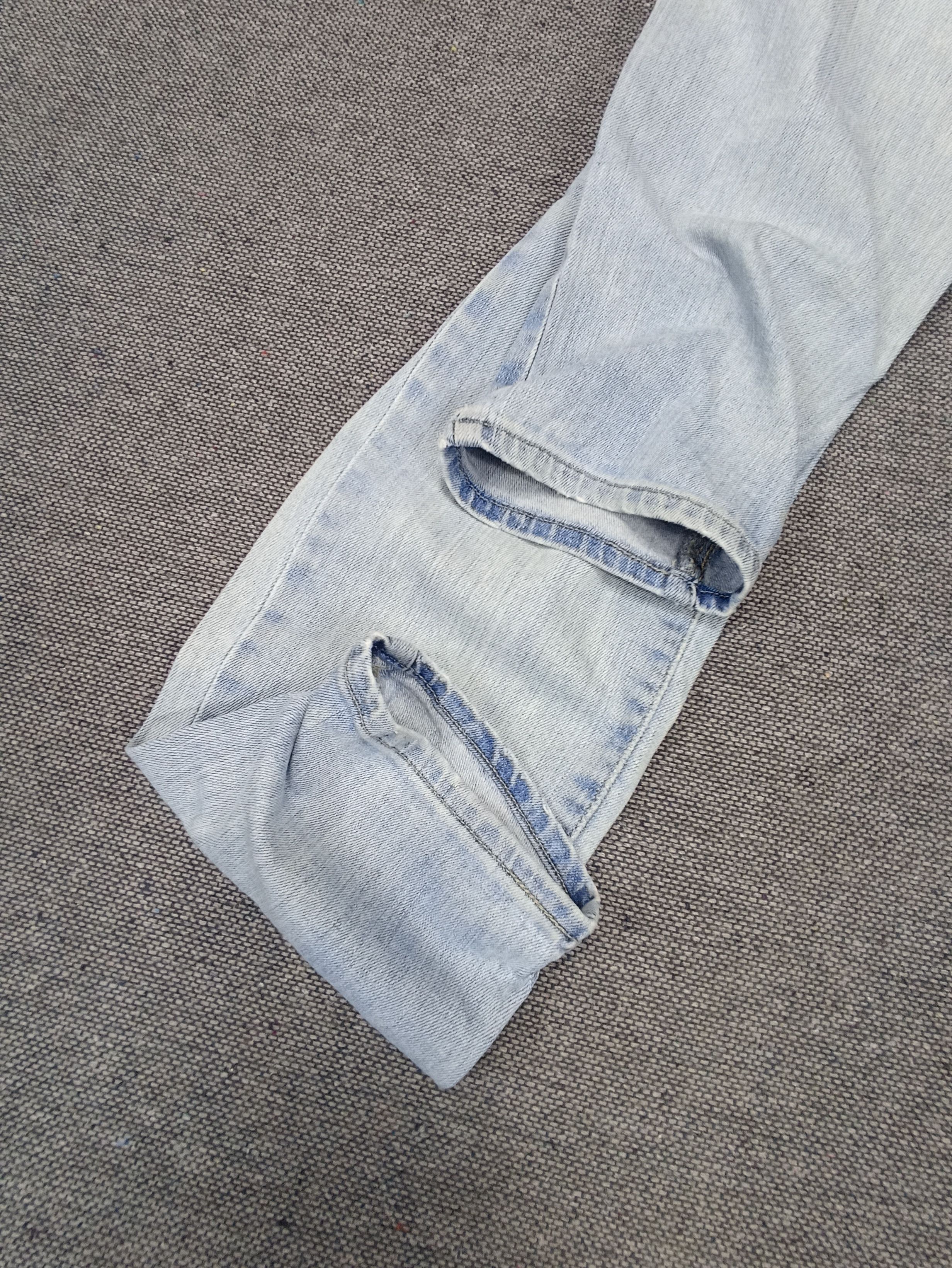Jean × Levi's × Vintage Vintage Levis Light Blue Wash Skinny Jeans - J116 Size 31" - 7 Thumbnail