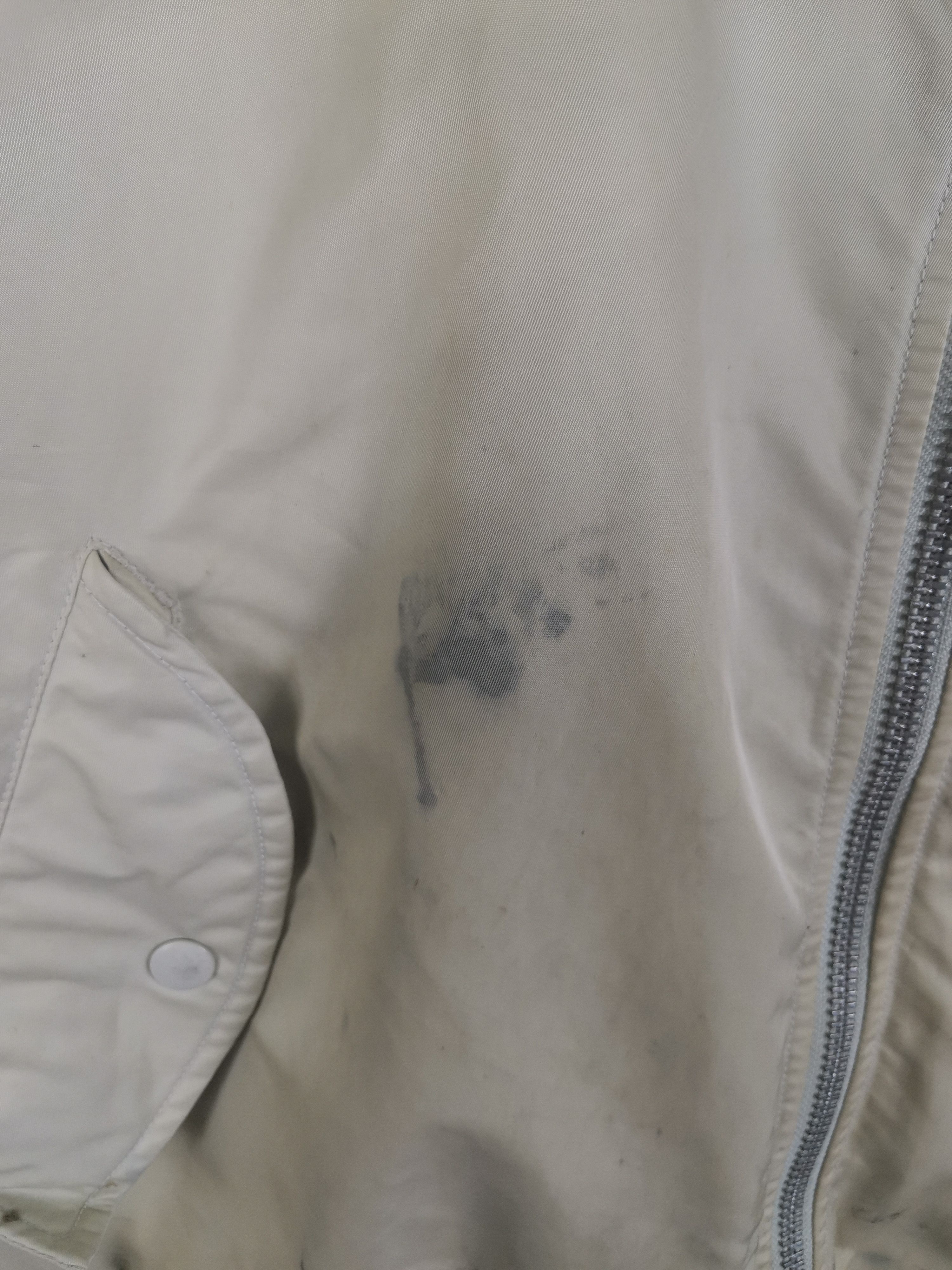 Japanese Brand Vintage Trashed 90s Uniqlo Flight Bomber Jacket Sun Faded Size US XL / EU 56 / 4 - 5 Thumbnail