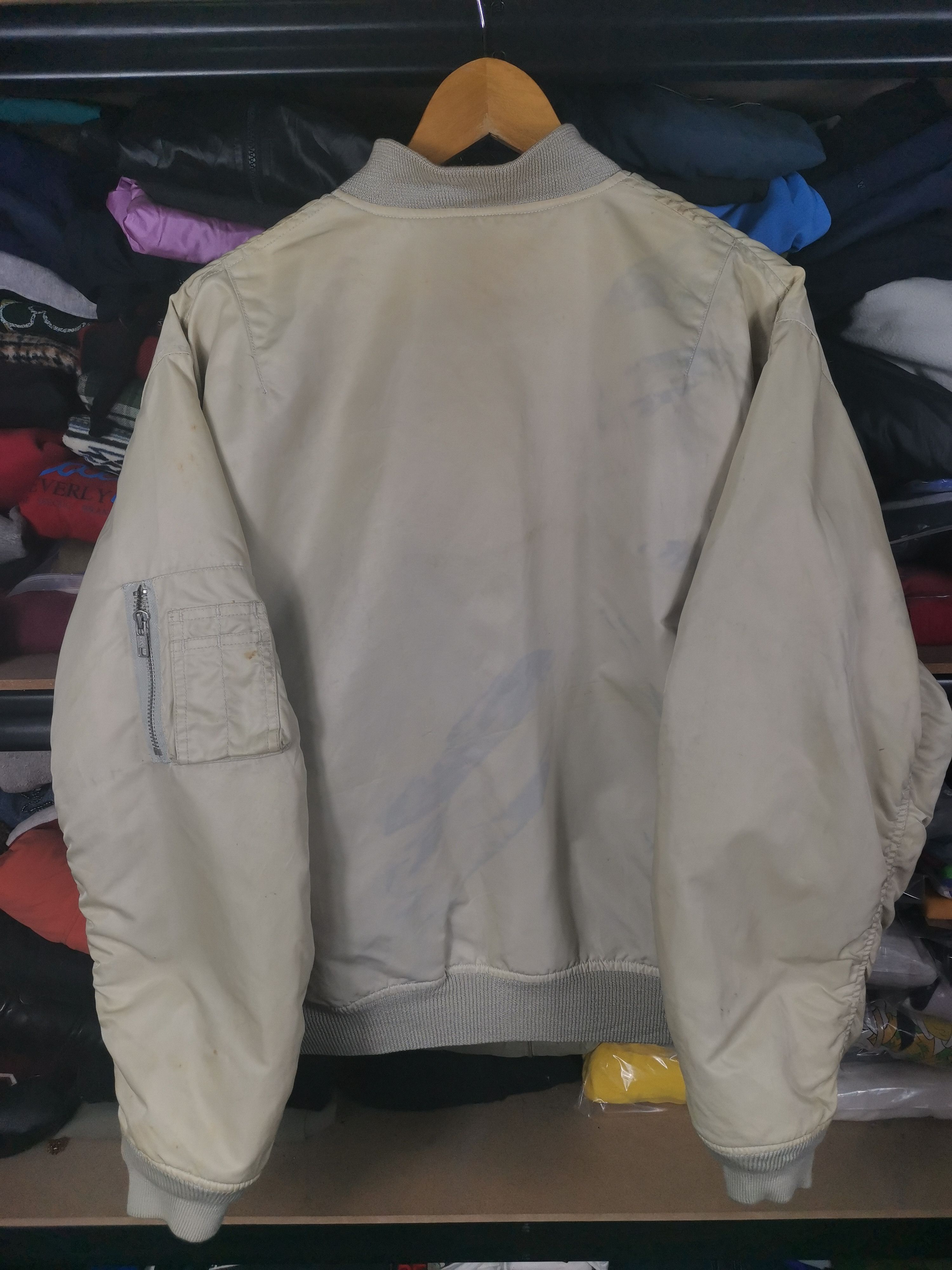 Japanese Brand Vintage Trashed 90s Uniqlo Flight Bomber Jacket Sun Faded Size US XL / EU 56 / 4 - 3 Thumbnail