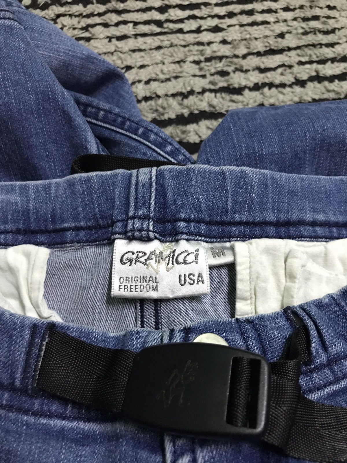 Gramicci 34x28 Gramicci sweatpants distressed light wash blue pants Size US 34 / EU 50 - 4 Thumbnail