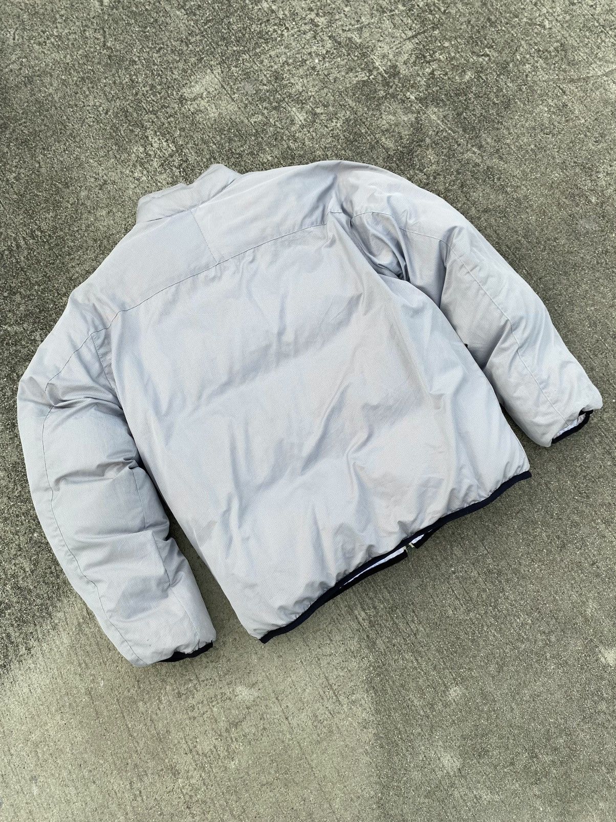 Nike Vintage Nike Swoosh Puffer Jacket White Grey Size US S / EU 44-46 / 1 - 8 Thumbnail