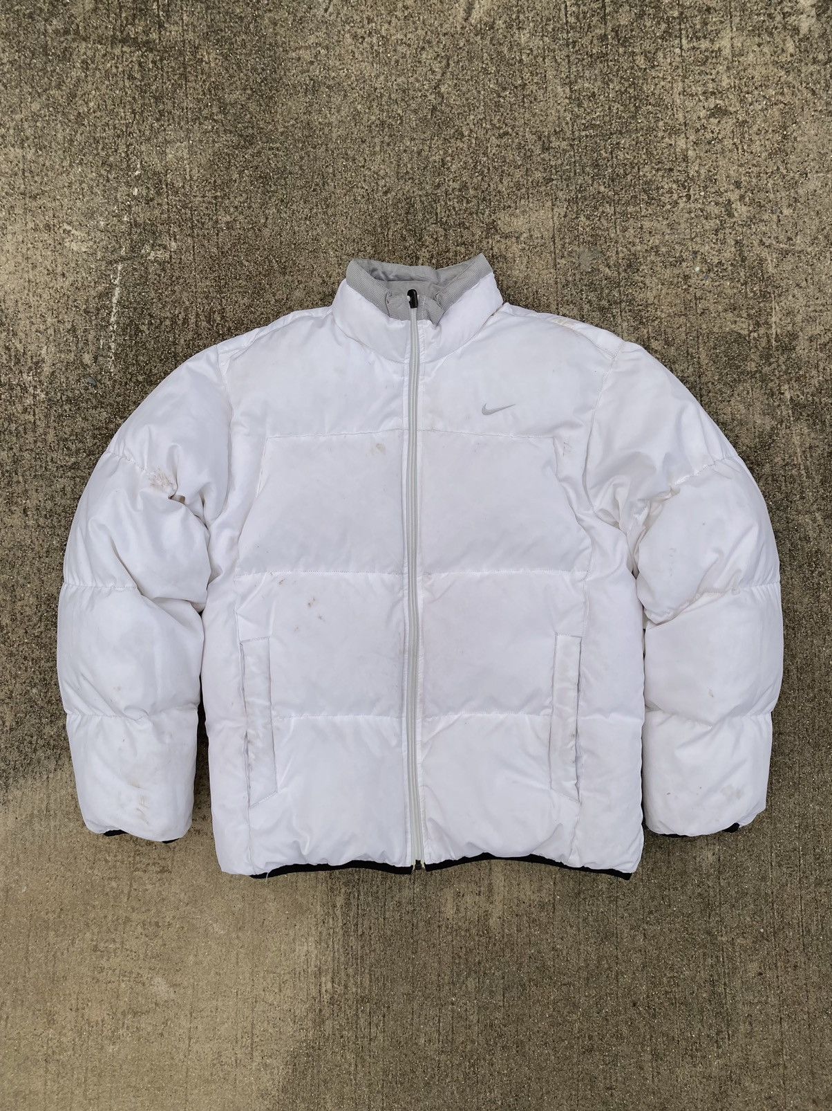 Nike Vintage Nike Swoosh Puffer Jacket White Grey Size US S / EU 44-46 / 1 - 1 Thumbnail