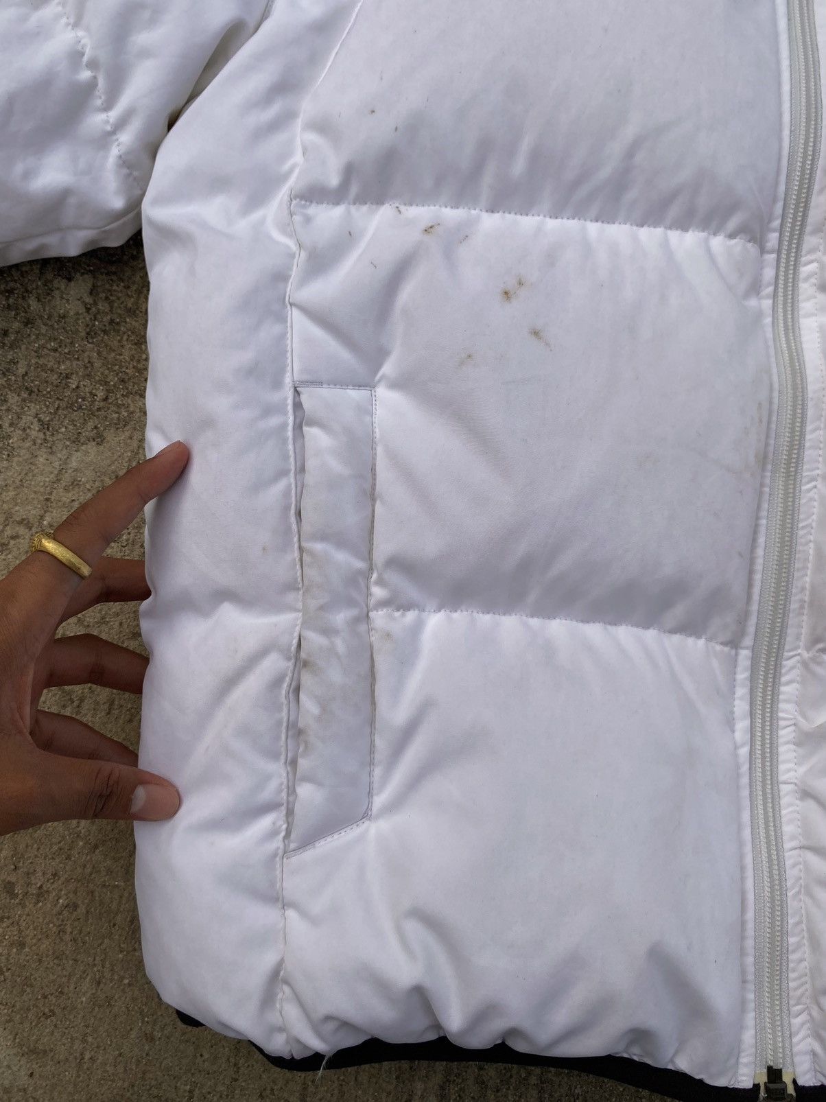 Nike Vintage Nike Swoosh Puffer Jacket White Grey Size US S / EU 44-46 / 1 - 15 Thumbnail