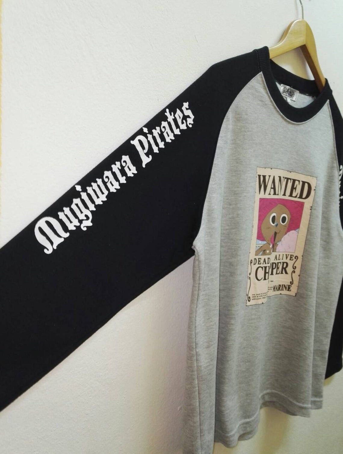 Cartoon Network Vintage One Piece Wanted Chopper Good Condition Used (C5) Size US L / EU 52-54 / 3 - 2 Thumbnail