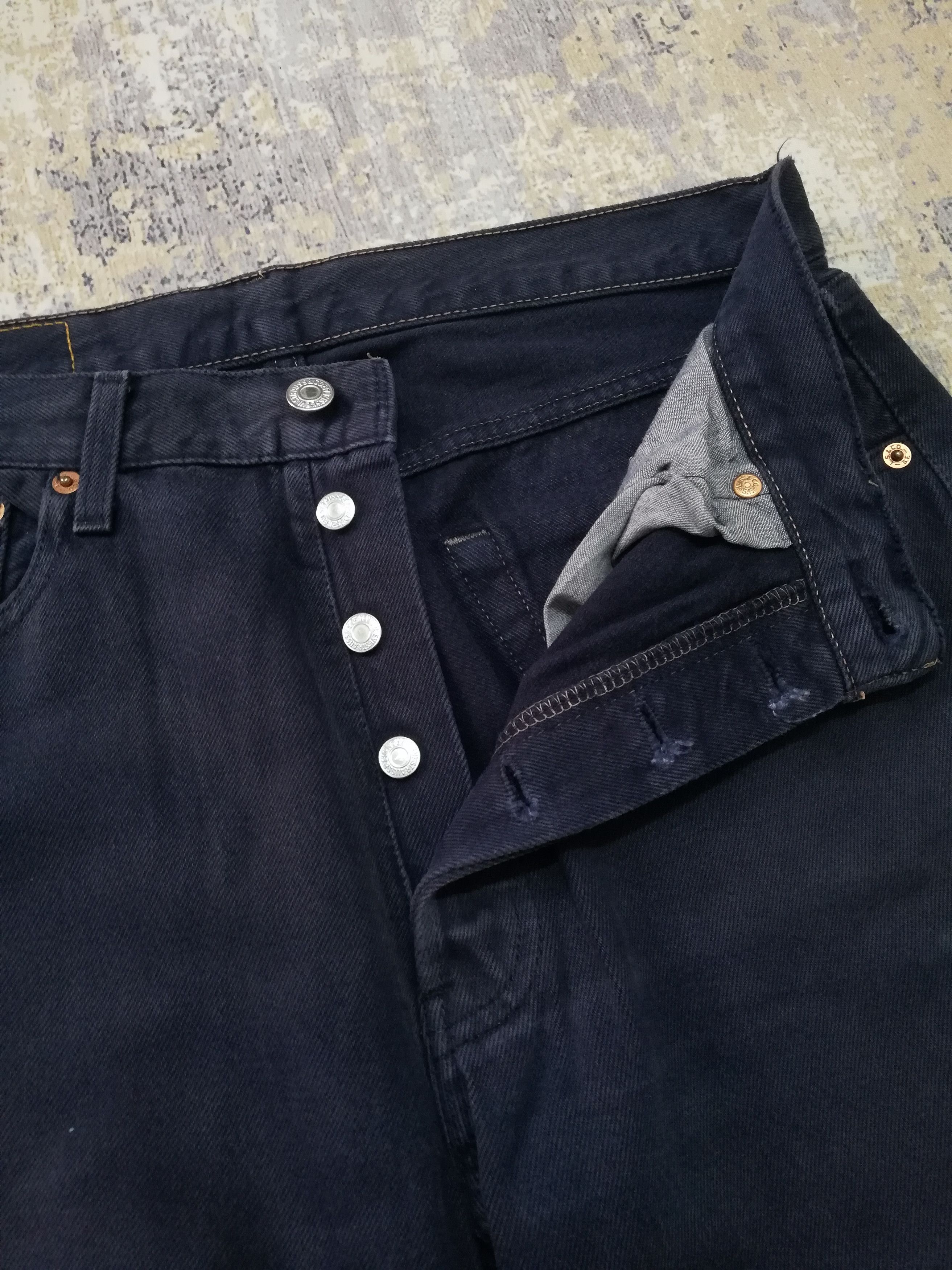 Levi's Vintage 90s Levi's 501 Black Wash Jeans W32x30 Size US 33 - 3 Thumbnail
