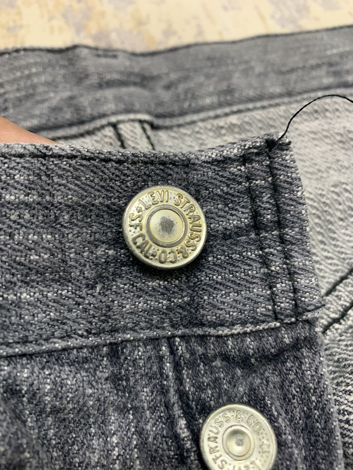 Levi's Vtg 80s Levi’s 501 Single R Made In USA Denim Jeans 27x32 Size US 27 - 7 Thumbnail