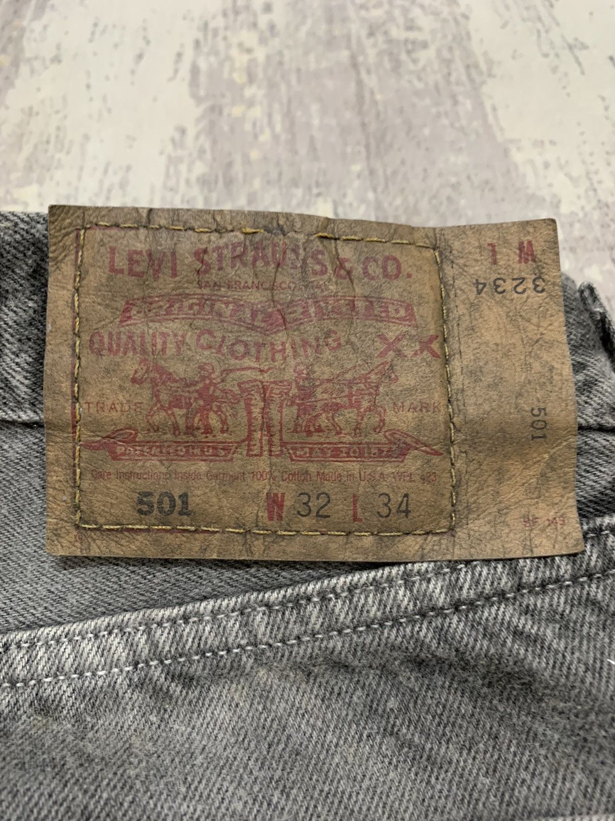 Levi's Vintage Levis 501 Paint Splatter Jeans 31x30.5 Size US 31 - 13 Thumbnail