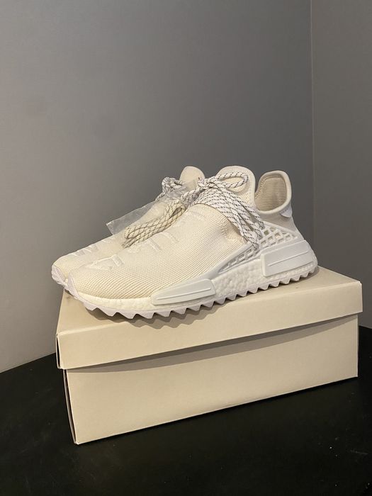 Adidas human race discount blanche