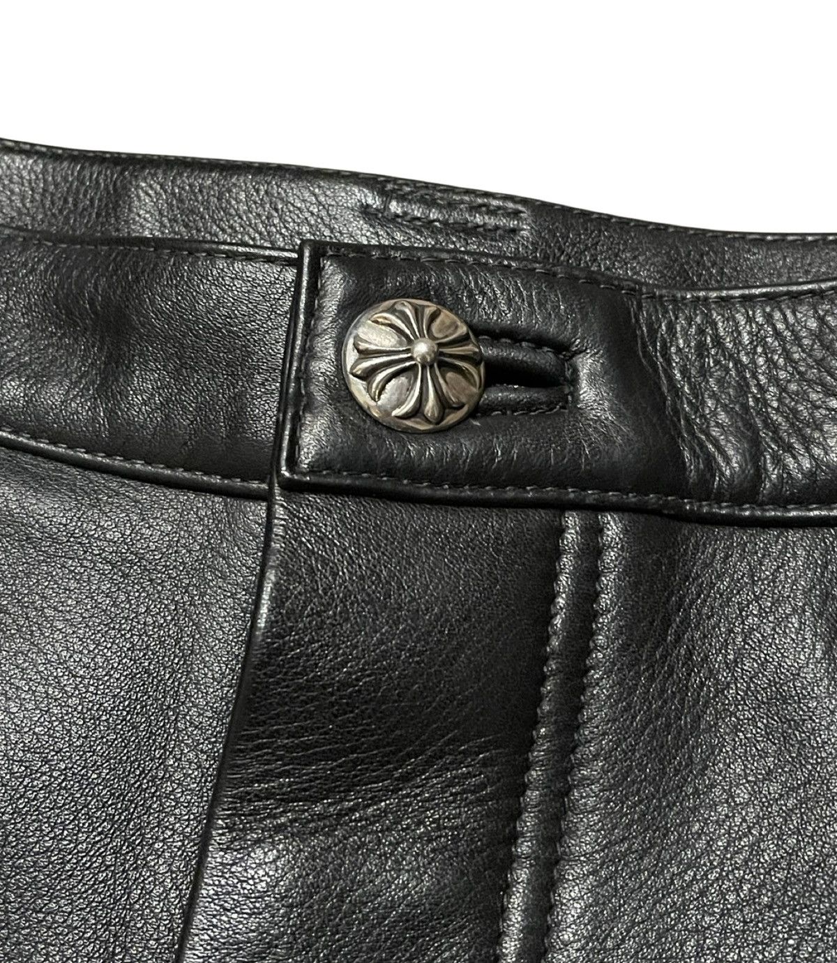 Chrome Hearts Leather Fleur Knee Carpenter Pants Size US 32 / EU 48 - 9 Thumbnail