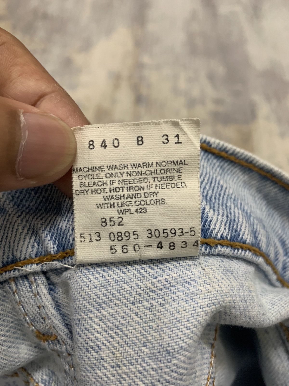 Levi's VTG 90s Levi's 560 Loose Fit Tapered Leg Jeans Made In USA Size US 35 - 17 Thumbnail
