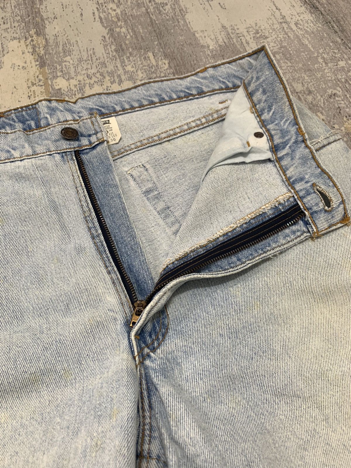 Levi's VTG 90s Levi's 560 Loose Fit Tapered Leg Jeans Made In USA Size US 35 - 9 Thumbnail