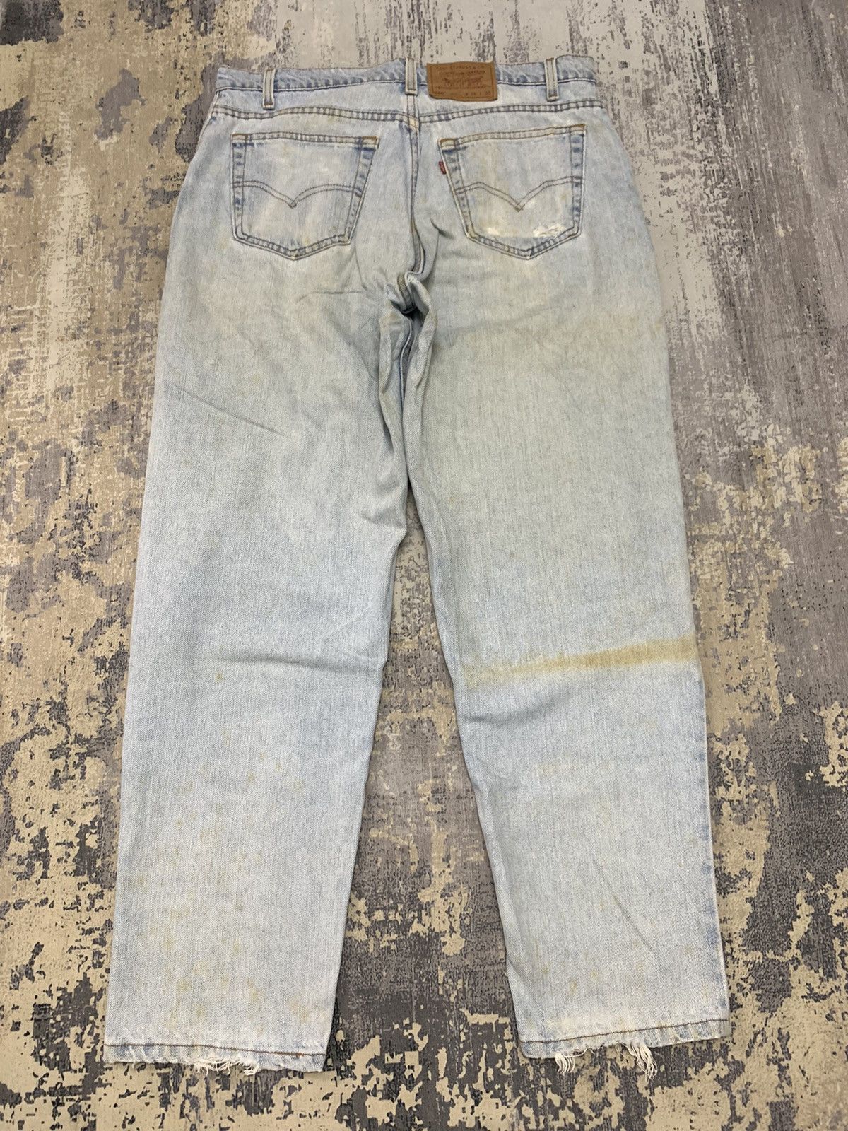 Levi's VTG 90s Levi's 560 Loose Fit Tapered Leg Jeans Made In USA Size US 35 - 2 Thumbnail