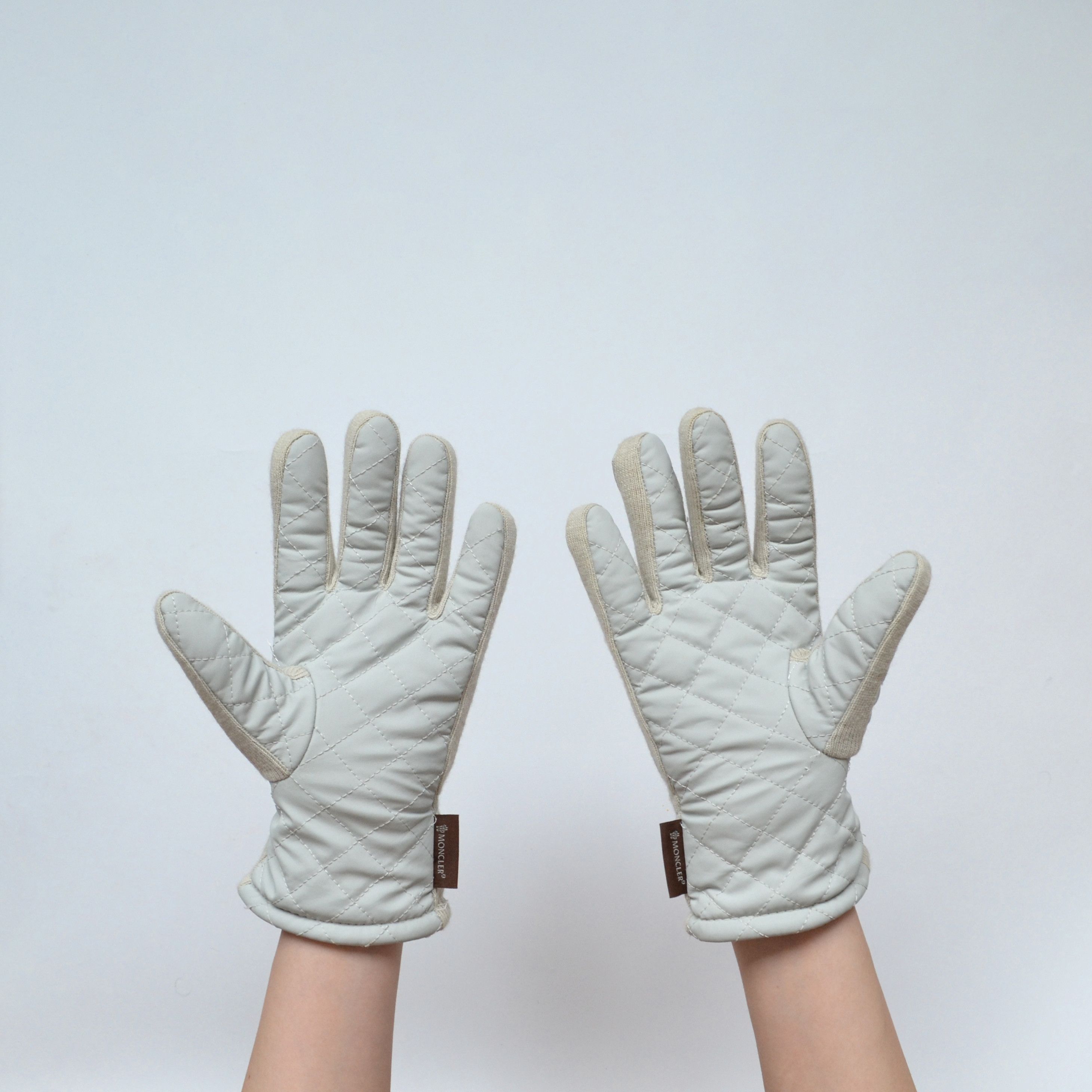 Moncler 🔴 MONCLER Gloves Logo Quilted Light Blue Badge 90s Size ONE SIZE - 3 Thumbnail