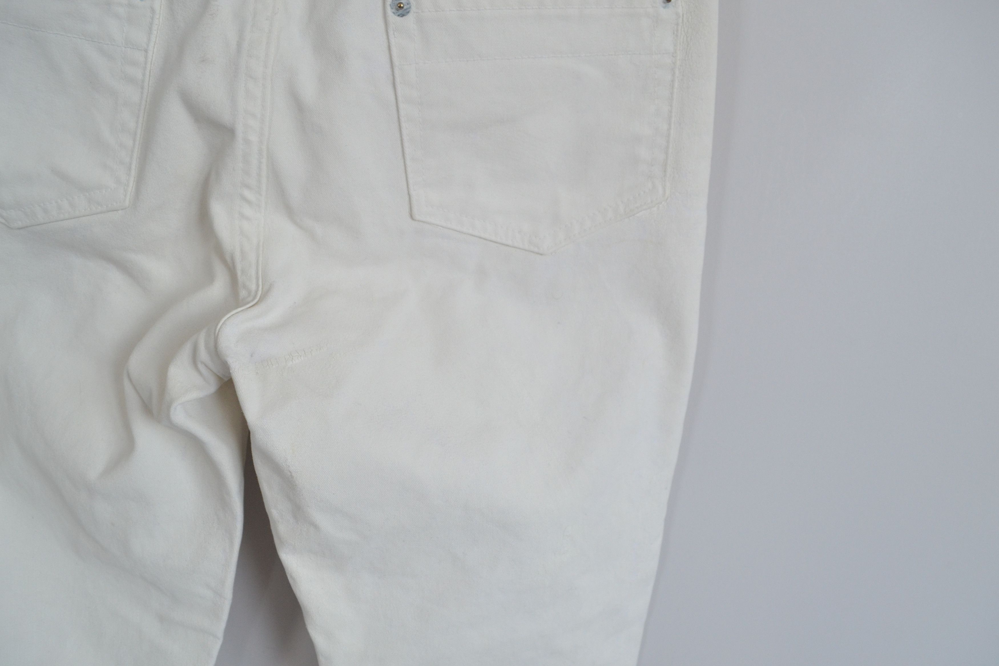 Maison Margiela Maison Margiela Painted Jeans Pants Paint Trousers H&M Size US 26 / EU 42 - 17 Thumbnail