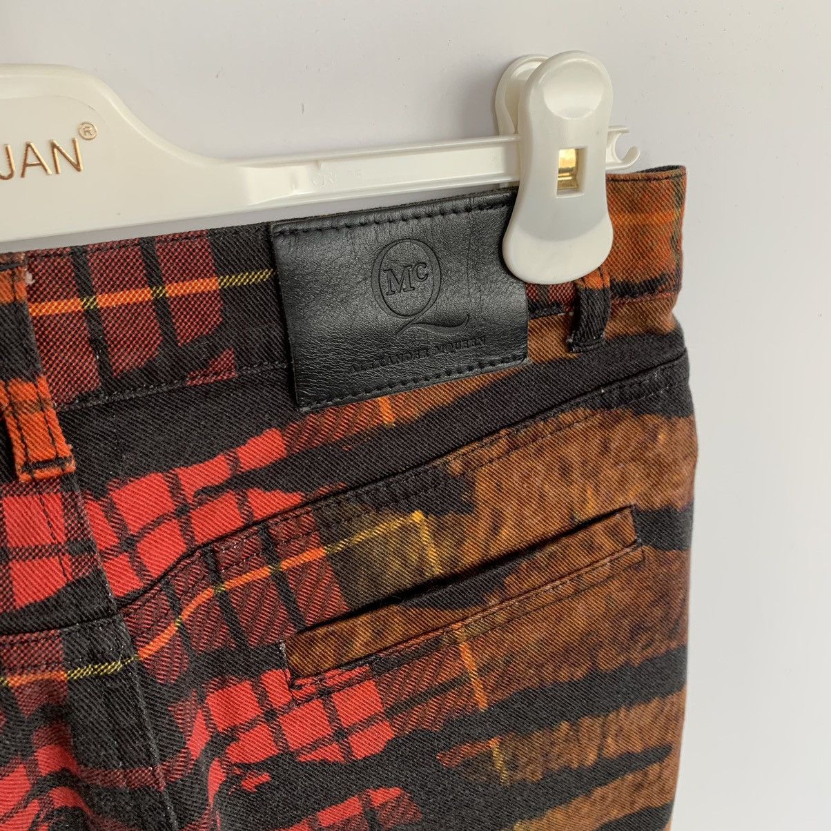 Alexander McQueen Alexander McQueen Pants Trousers Tiger Print Tartan Check Size US 28 / EU 44 - 5 Thumbnail