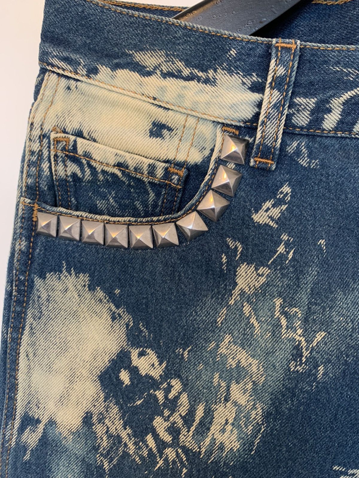 Gucci (NWT) Gucci punk bleached denim jeans Size US 30 / EU 46 - 3 Thumbnail