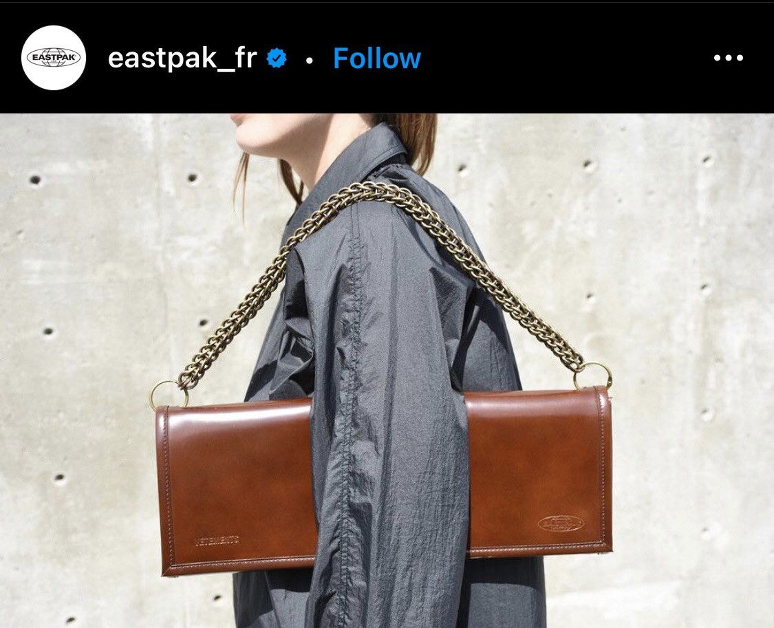 Eastpak × Vetements (NWT $3850) SS’17 Leather clutch bag with chain Size ONE SIZE - 18 Thumbnail