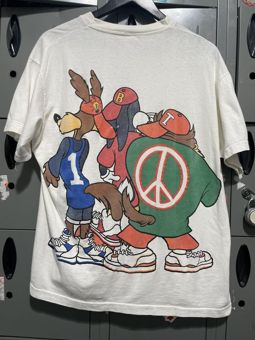 Vintage Boxy 1993 Looney Tunes cross colors logo rip bugs taz coyote ...