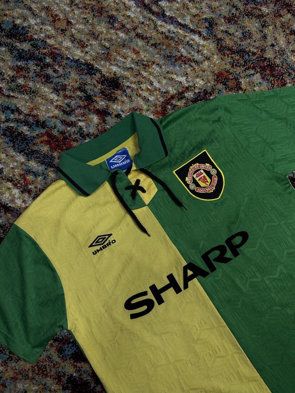 Umbro × Vintage VTG Manchester United 1992-94 Third Shirt #7 Cantona Jersey Size US M / EU 48-50 / 2 - 3 Thumbnail