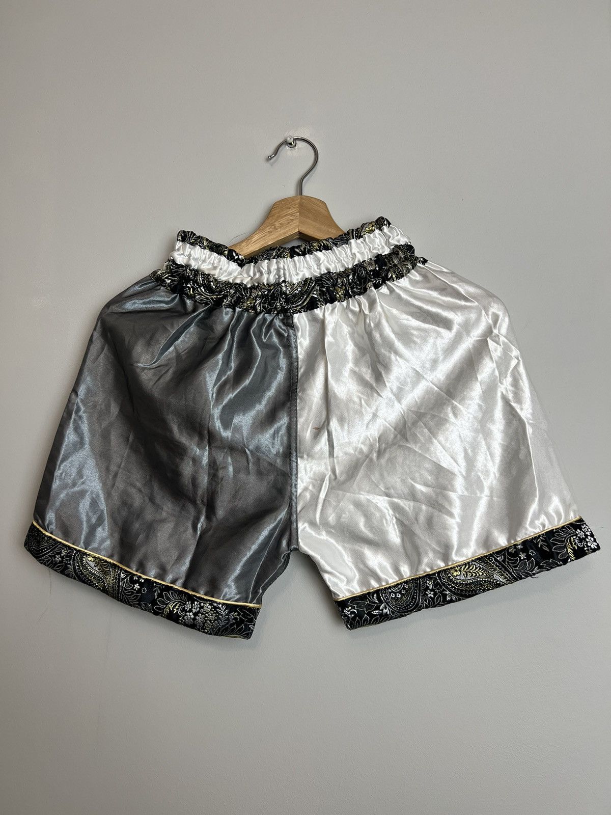 Vintage Vintage Thaiboxing Kickboxing Shorts Hype Streetwear Drip Size US 30 / EU 46 - 2 Thumbnail