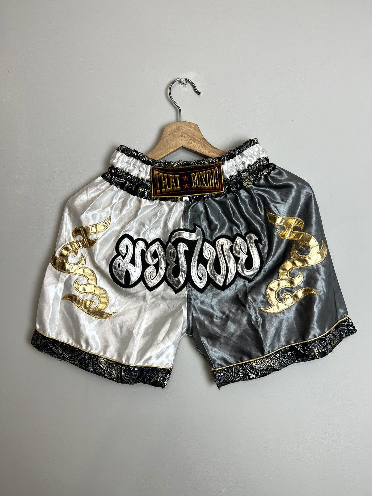 Vintage Vintage Thaiboxing Kickboxing Shorts Hype Streetwear Drip Size US 30 / EU 46 - 1 Thumbnail