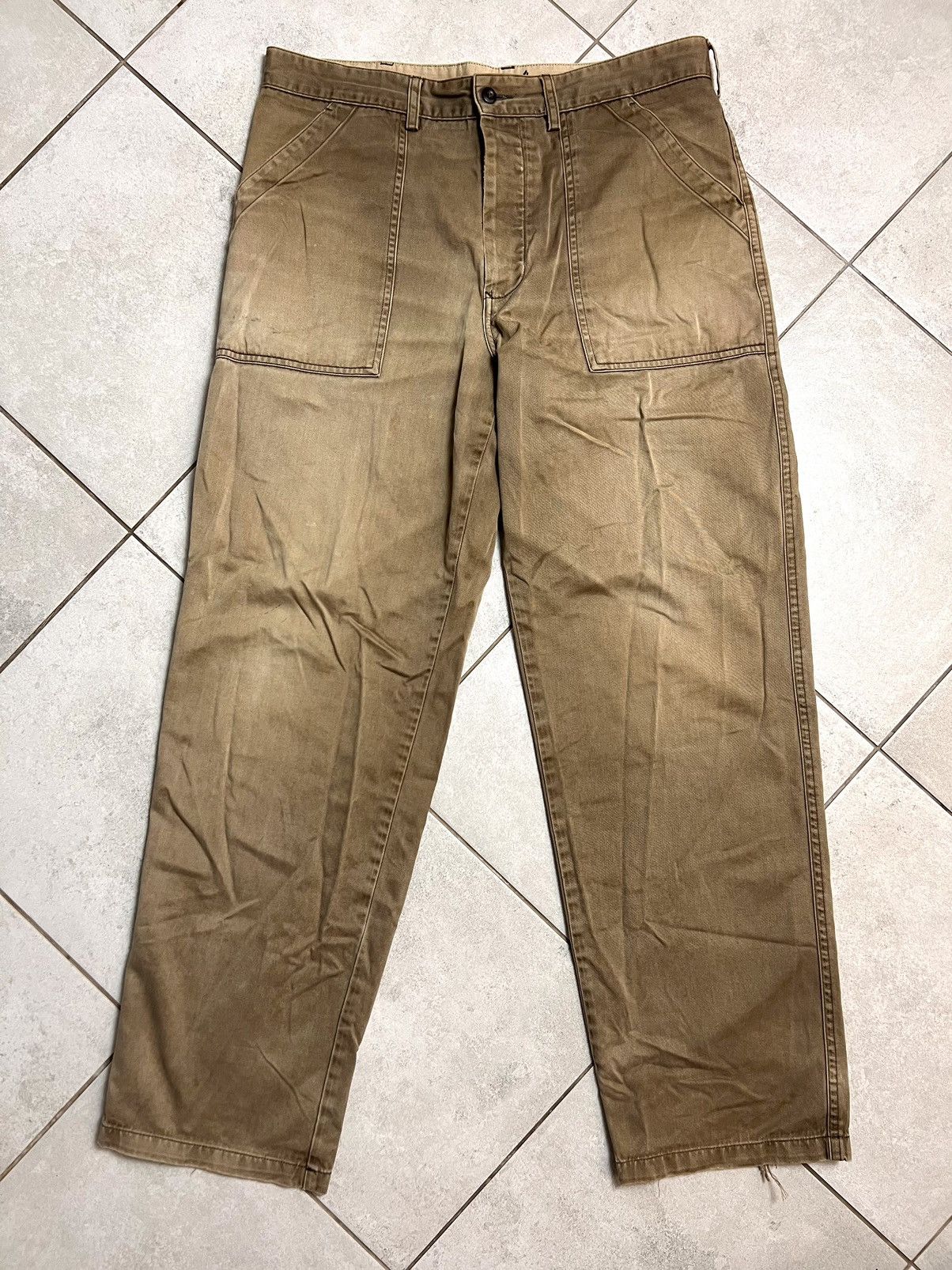 Avirex Rare Vintage Avirex Washed Brown Pants Khaki Travis Vibe Size US 33 - 1 Thumbnail