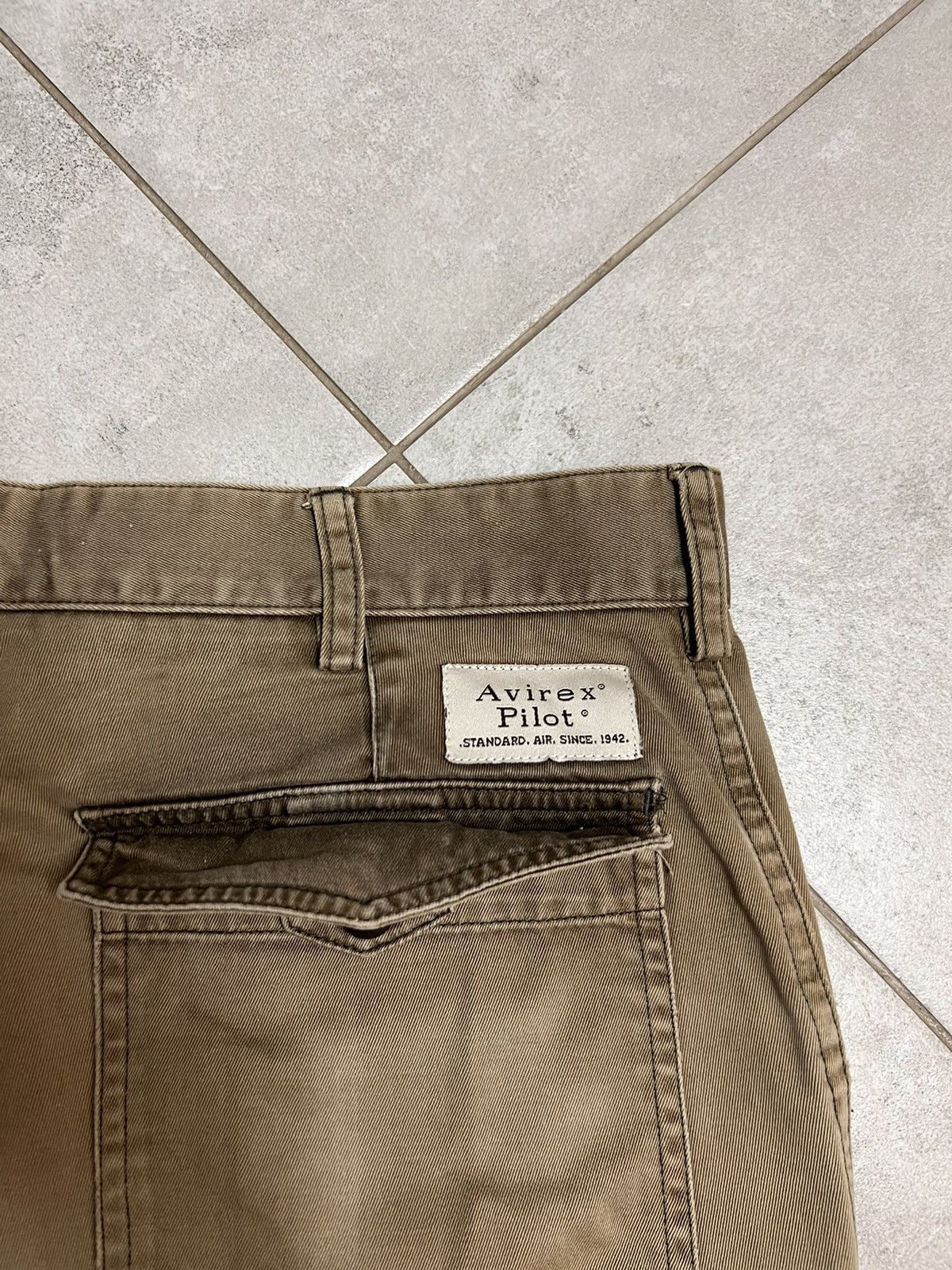 Avirex Rare Vintage Avirex Washed Brown Pants Khaki Travis Vibe Size US 33 - 7 Thumbnail