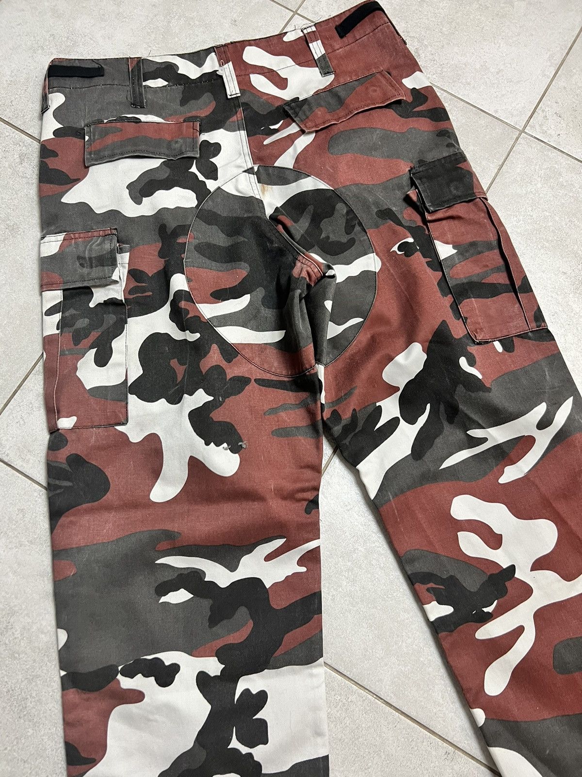 Vintage RARE VINTAGE MILITARY CAMO CARGO PANTS SIZE MEDIUM Size US 32 / EU 48 - 4 Thumbnail