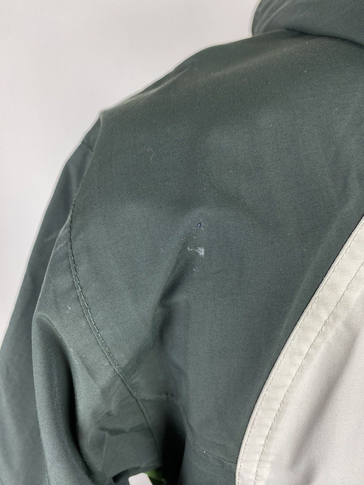 VTG Nike Acg ladies hooded outdoor ski jacket size M