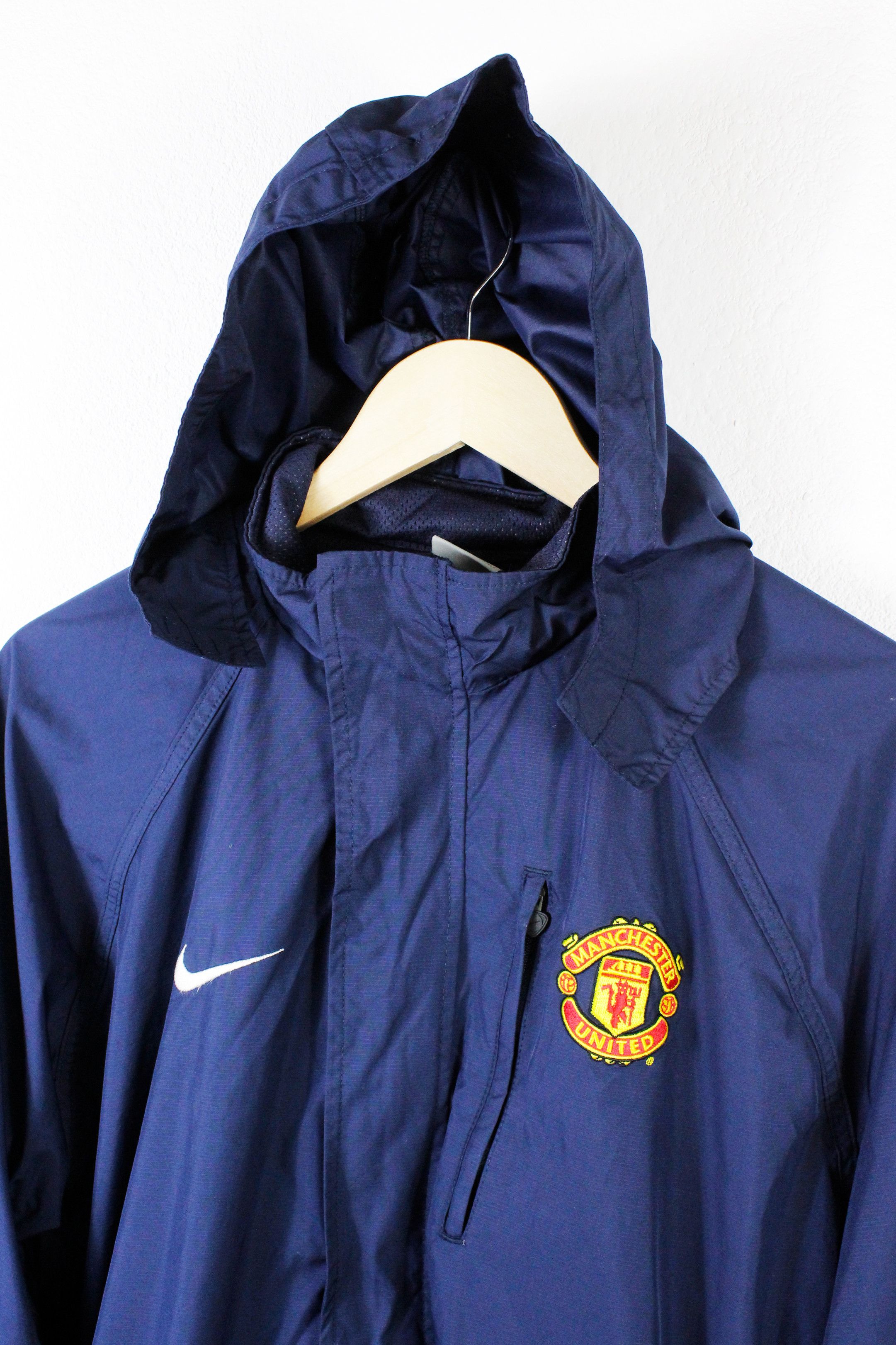 Nike retro rain jacket hotsell