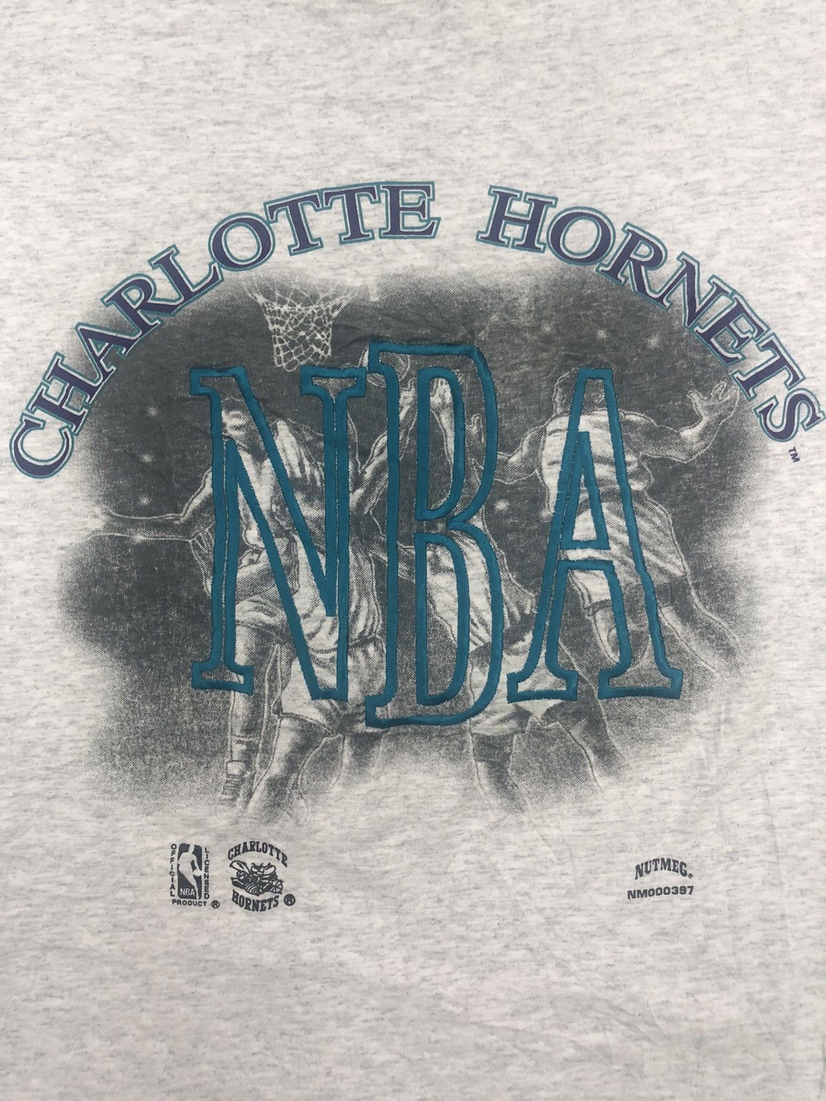 NBA × Nutmeg VINTAGE NUTMEG CHARLOTTE HORNETS / NBA TEE SIZE M Size US M / EU 48-50 / 2 - 11 Thumbnail