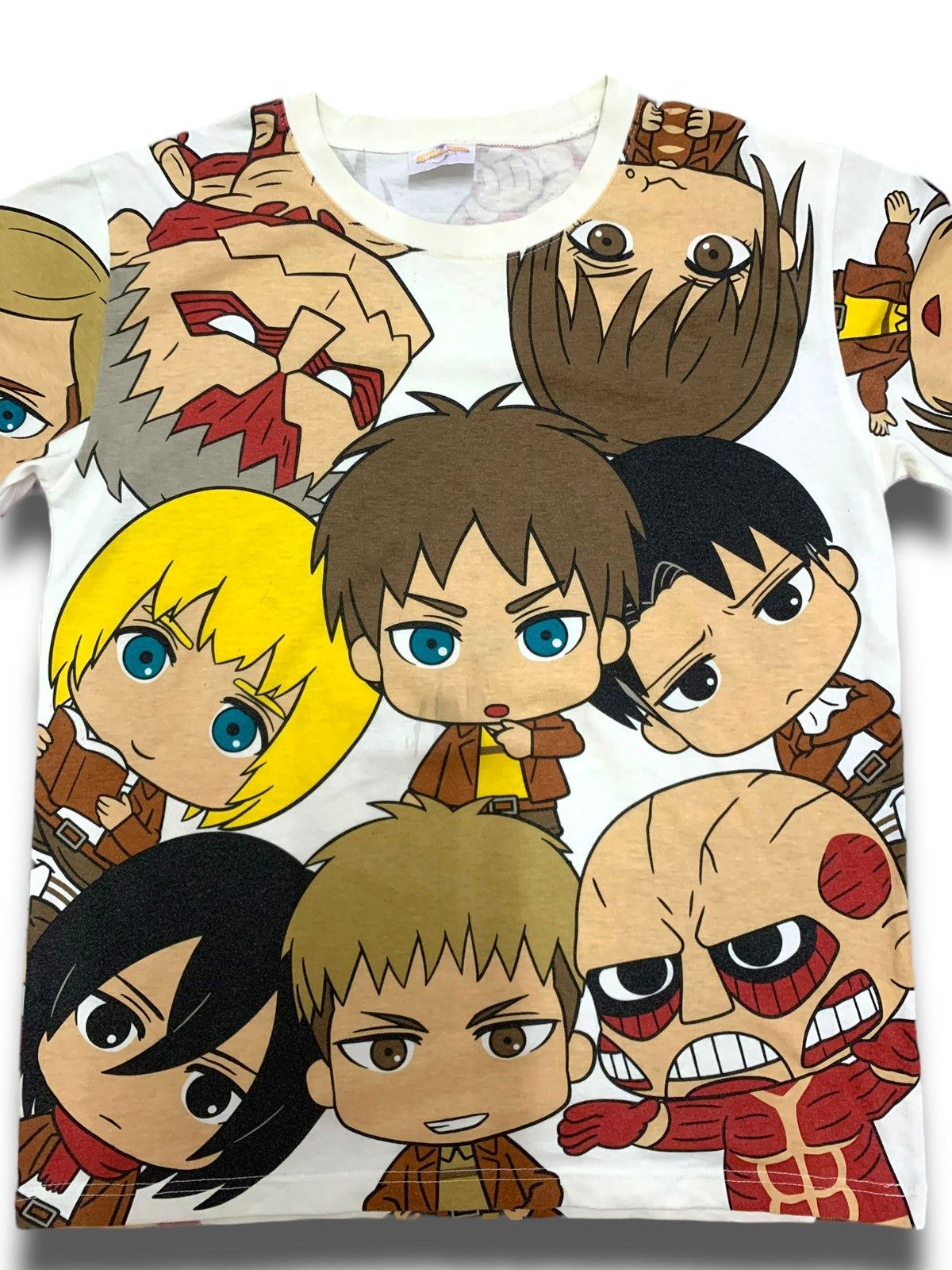 Anime × Universal Studios × Vintage LIMITED Attack On Titans Graphic Tee Size US M / EU 48-50 / 2 - 1 Thumbnail