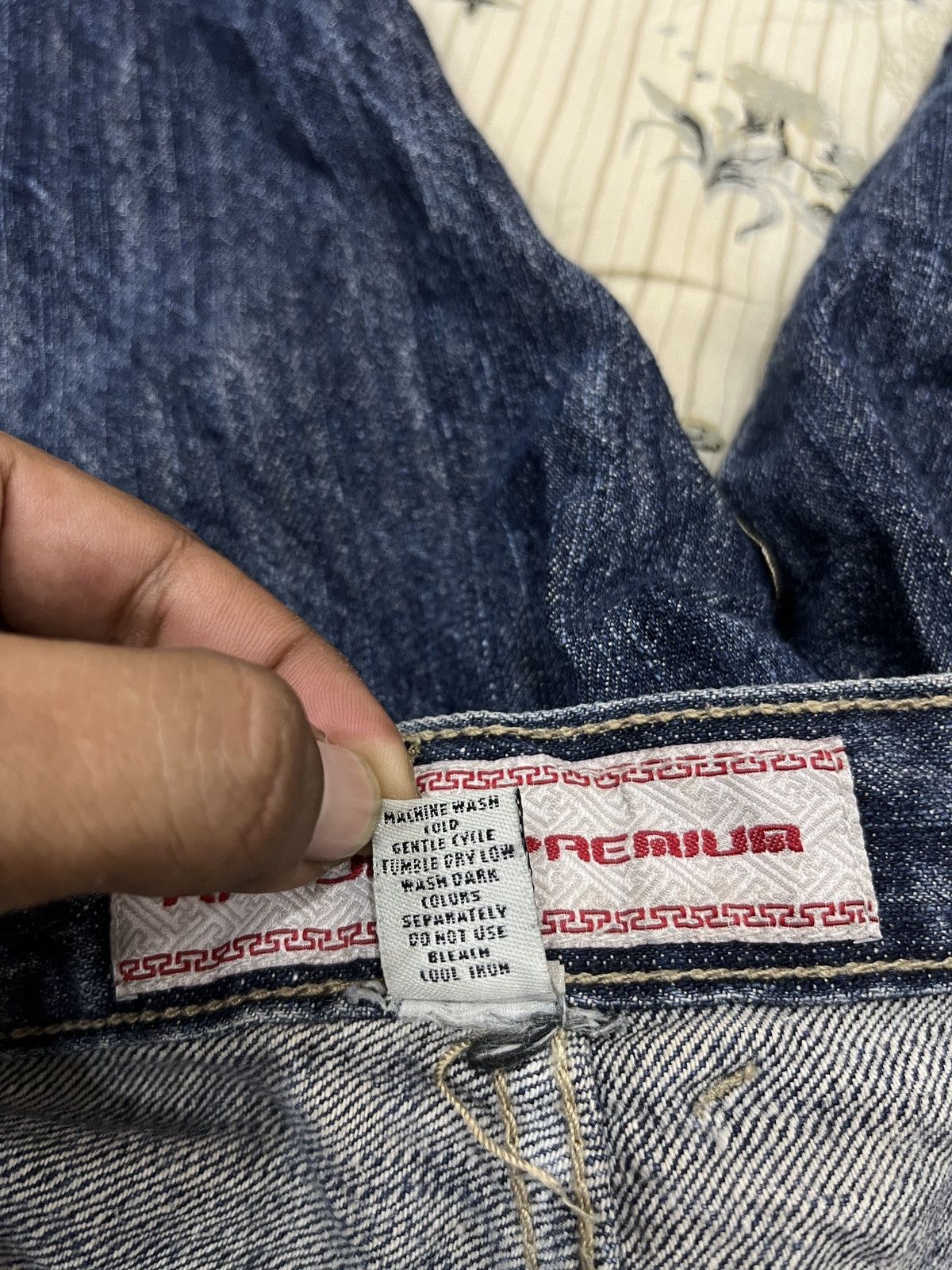 Karakuri Tamashii (Oooo). KANJI PREMIUM DEVIL EMBROIDERY DENIM SHORTS Size US 44 / EU 60 - 11 Thumbnail
