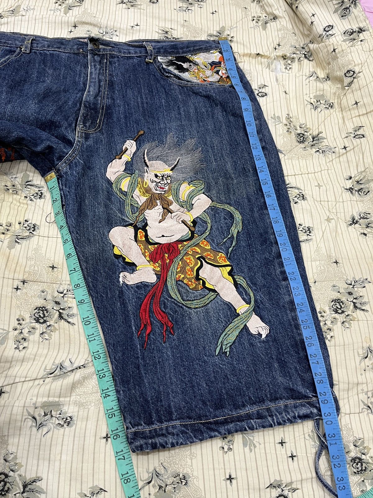 Karakuri Tamashii (Oooo). KANJI PREMIUM DEVIL EMBROIDERY DENIM SHORTS Size US 44 / EU 60 - 15 Thumbnail