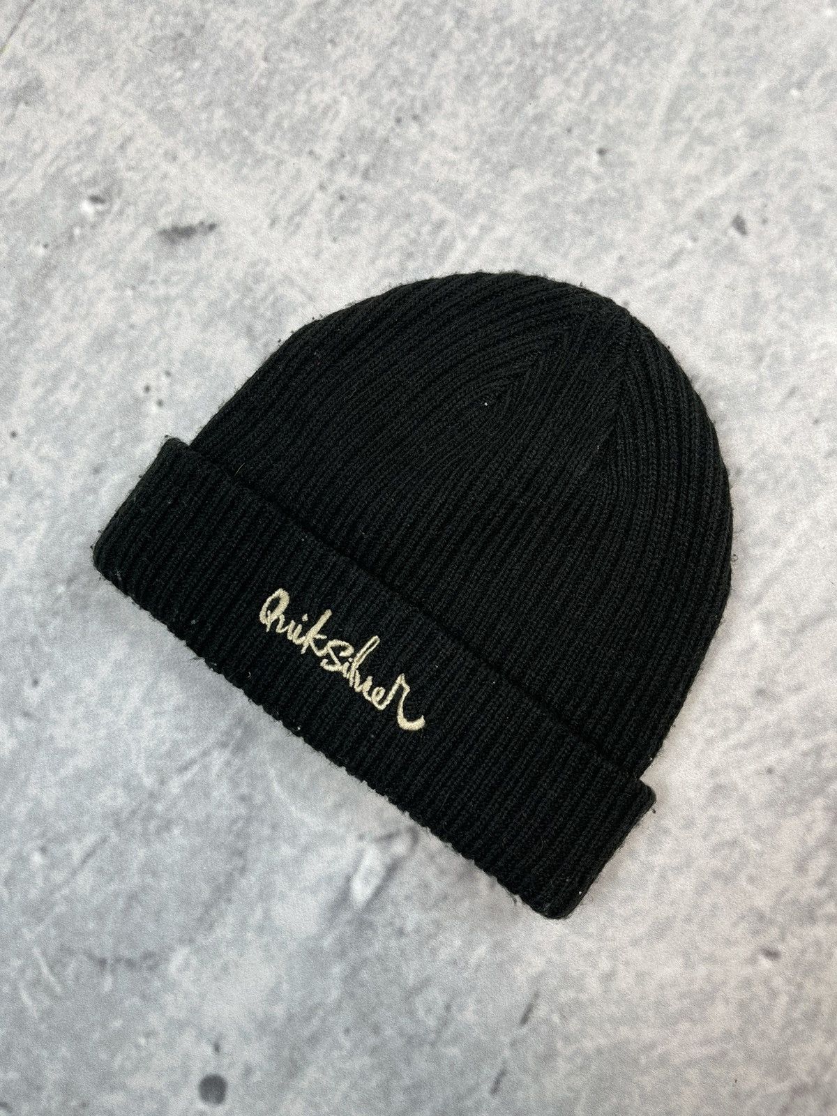 Quiksilver Vintage Beanie Quicksilver vntg hat Size ONE SIZE - 1 Thumbnail