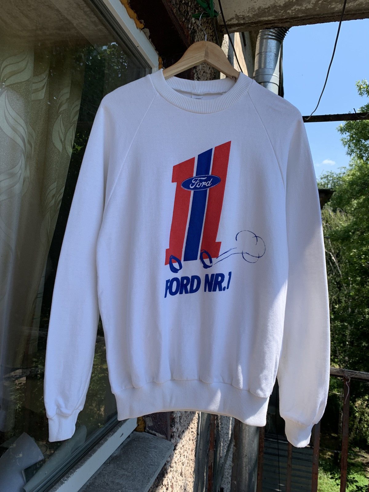 80-90s Vintage Ford Racing White Sweatshirt