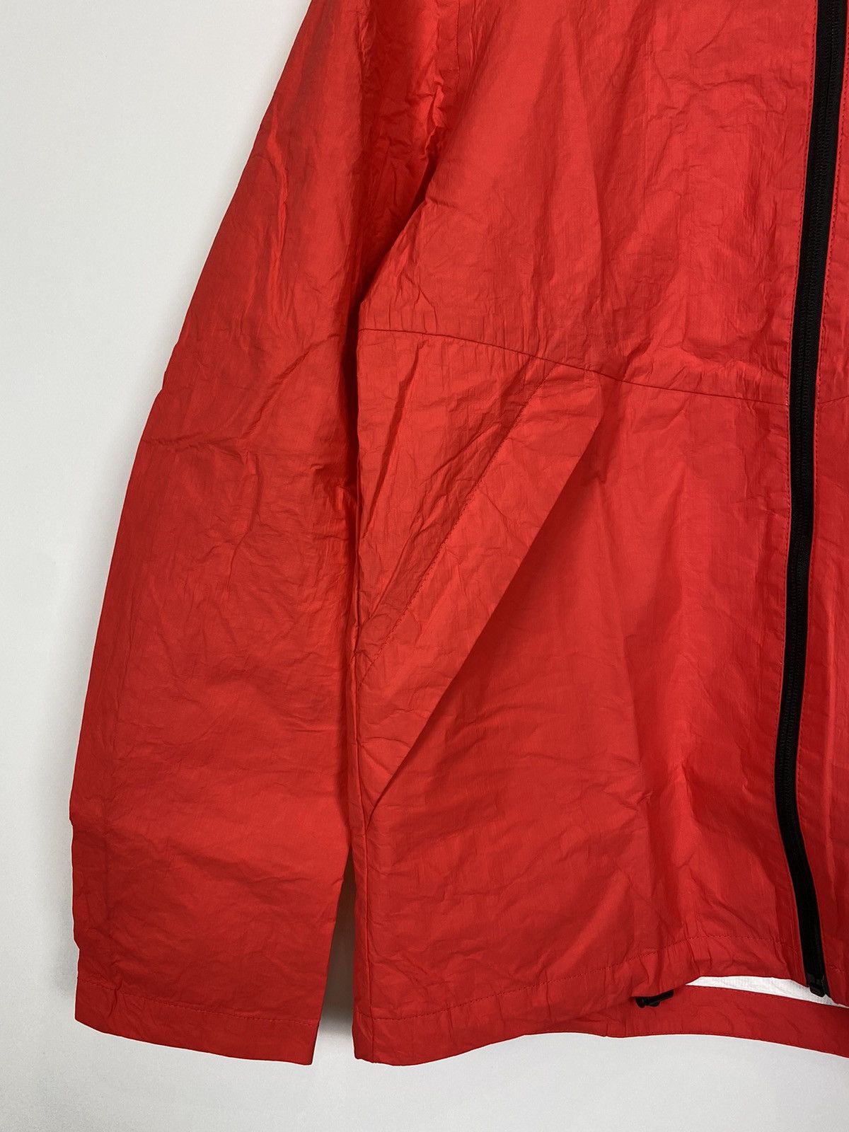 ELVINE Elvine Toby Shell Tyvek Jacket in Coral Size US M / EU 48-50 / 2 - 5 Thumbnail