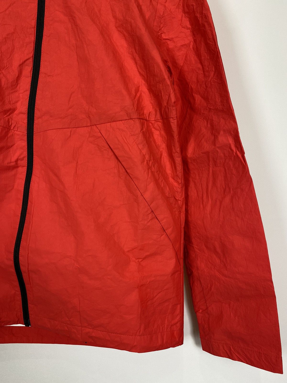 ELVINE Elvine Toby Shell Tyvek Jacket in Coral Size US M / EU 48-50 / 2 - 6 Thumbnail
