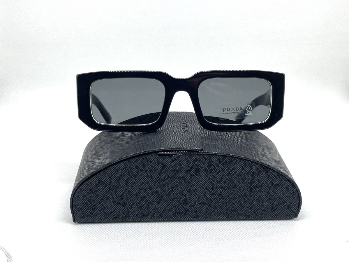 Prada Prada Symbole sunglasses SPR 06YS 09Q5S0 53. New Collection Size ONE SIZE - 5 Thumbnail
