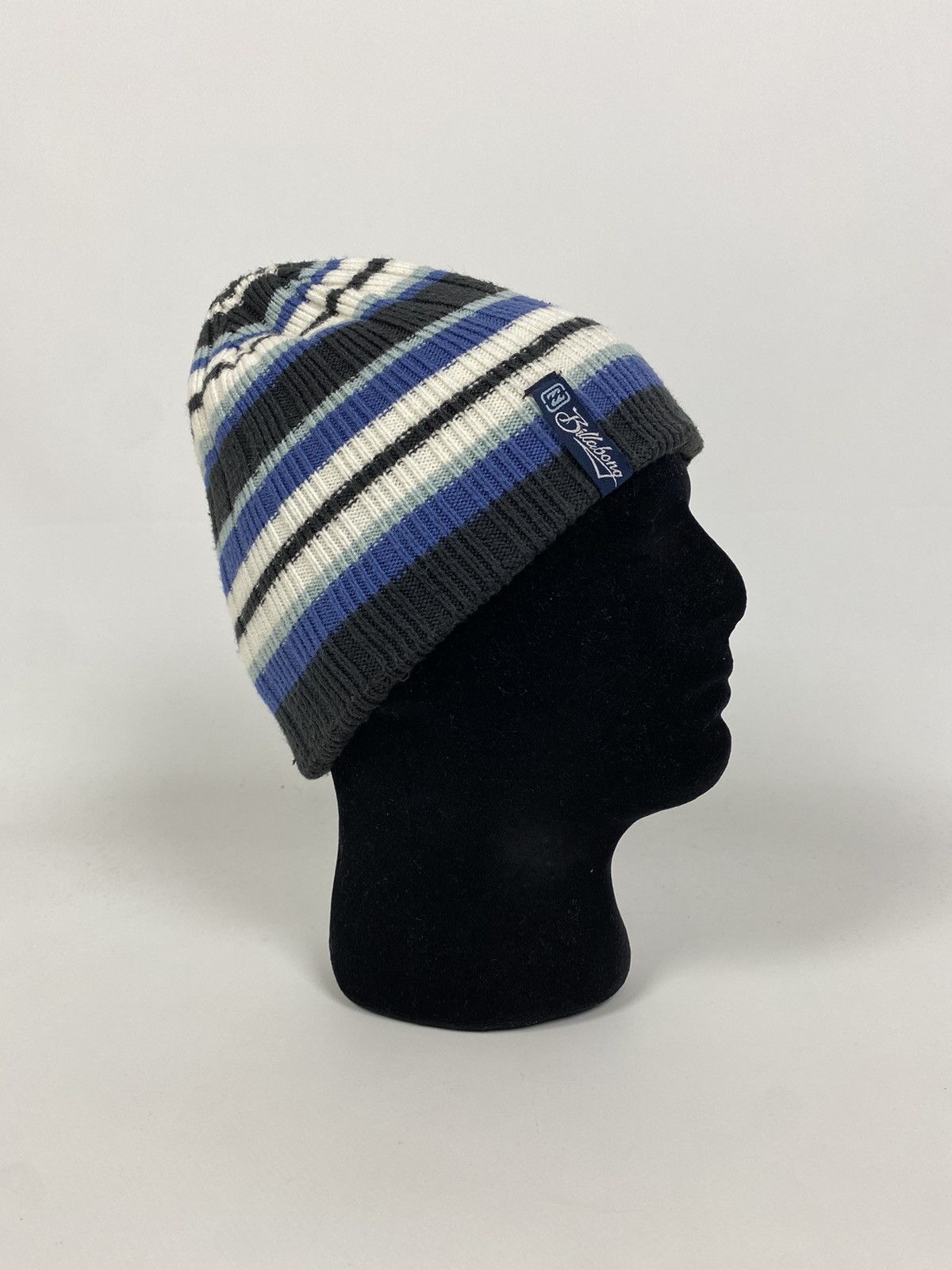 Billabong 2000’s Vintage Billabong Reversible Striped Skull Beanie Hat Size ONE SIZE - 1 Thumbnail